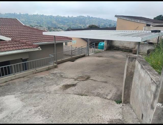 3 BEDROOM PROPERTY TO RENT IN KWANDENGEZI